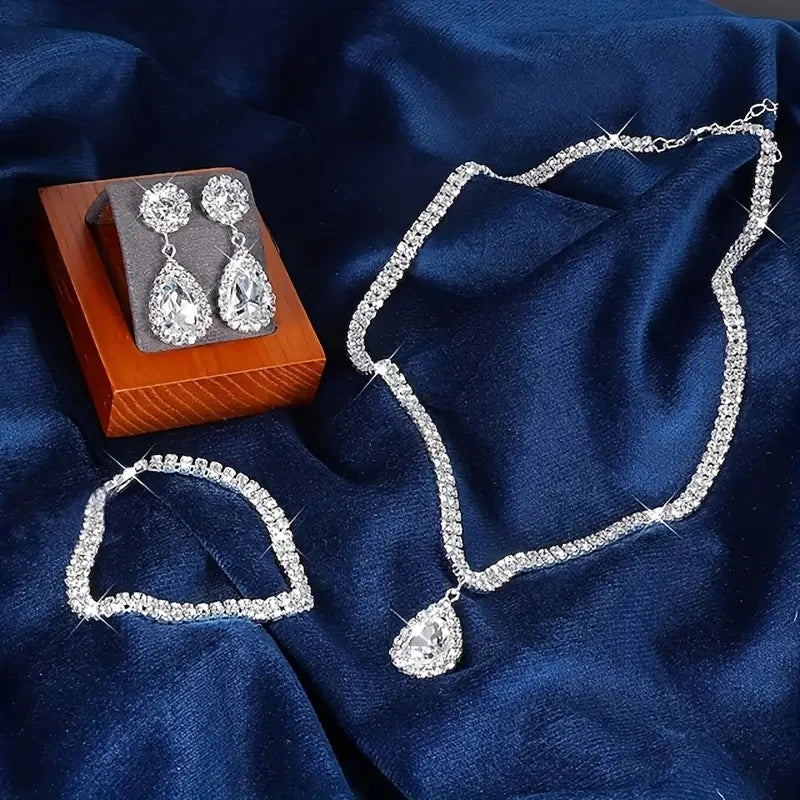 Radiant Reflections – A Dance of Light and Elegance