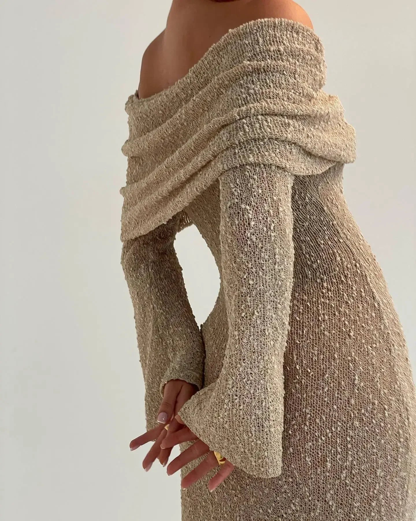 Starlit Reverie – Elegant Hollow-Out Off-Shoulder Knit Dress