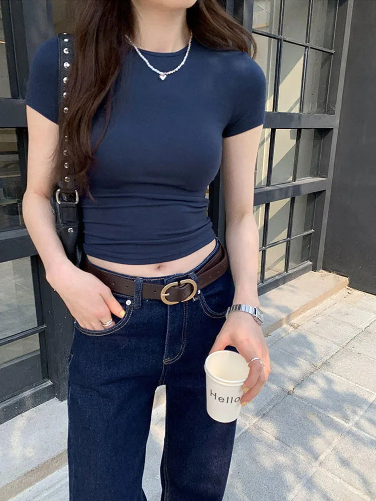 Basic Solid Crop Top Short Sleeve Crewneck Skinny T-shirt: A Whisper of Summer Elegance