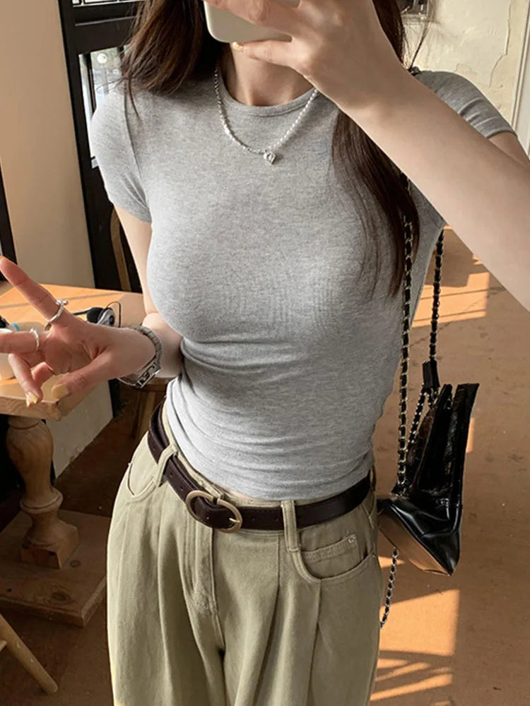 Basic Solid Crop Top Short Sleeve Crewneck Skinny T-shirt: A Whisper of Summer Elegance