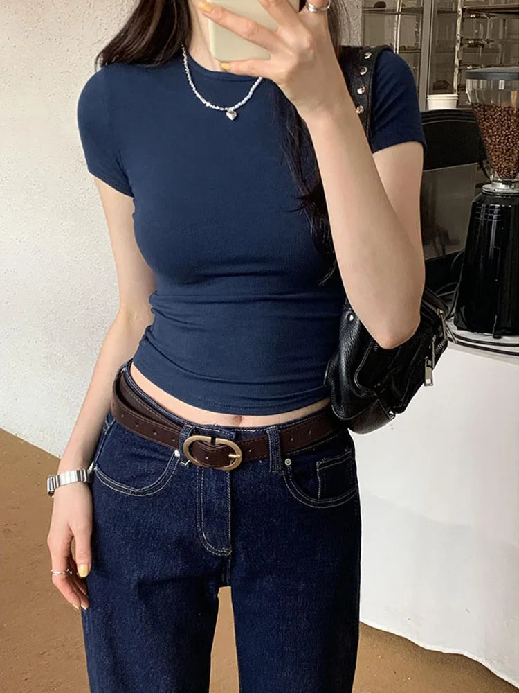 Basic Solid Crop Top Short Sleeve Crewneck Skinny T-shirt: A Whisper of Summer Elegance