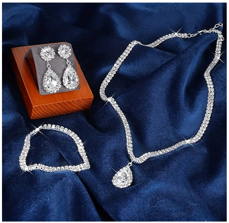 Radiant Reflections – A Dance of Light and Elegance