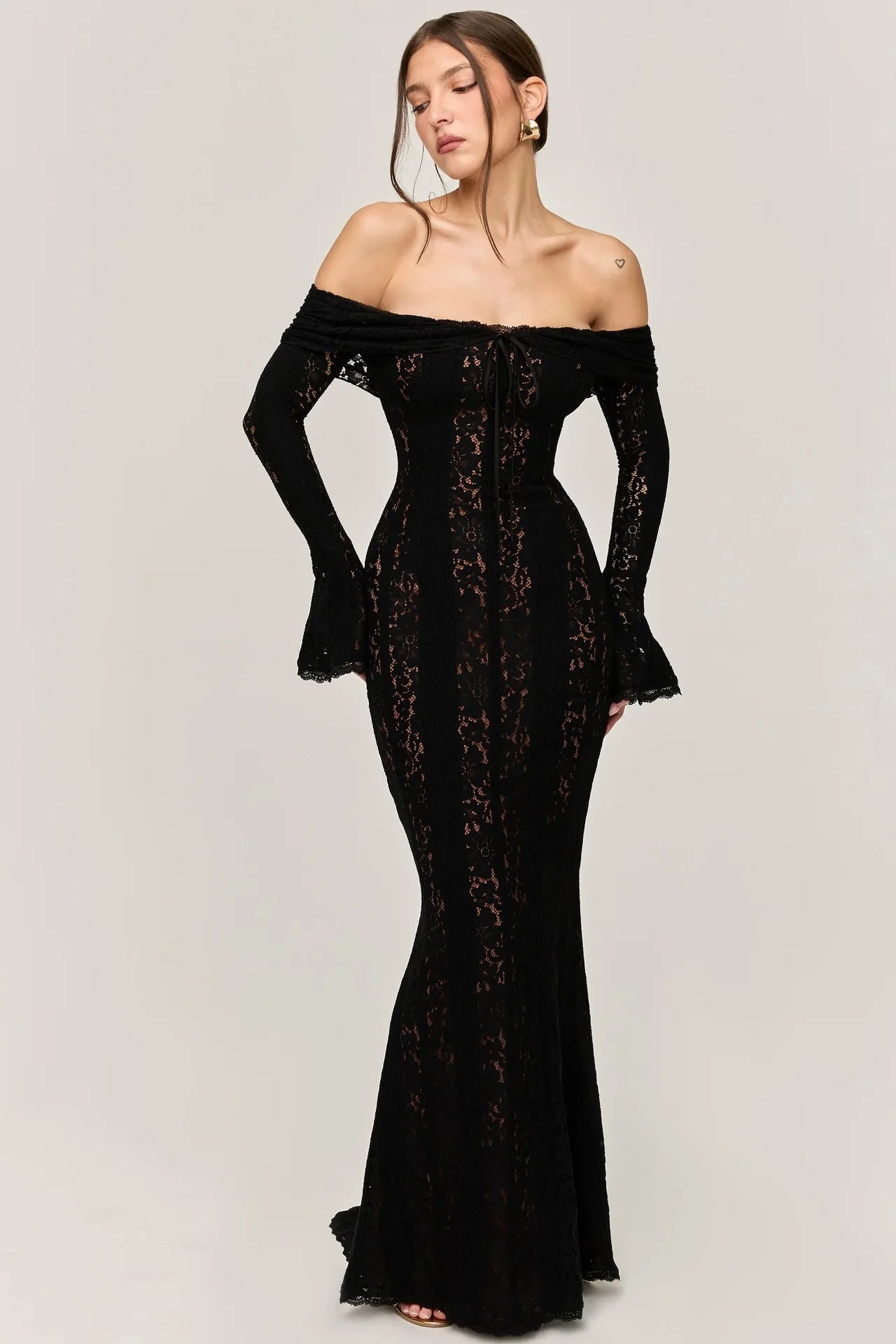"Midnight Elegance" Lace-Up Backless Off-Shoulder Long Dress