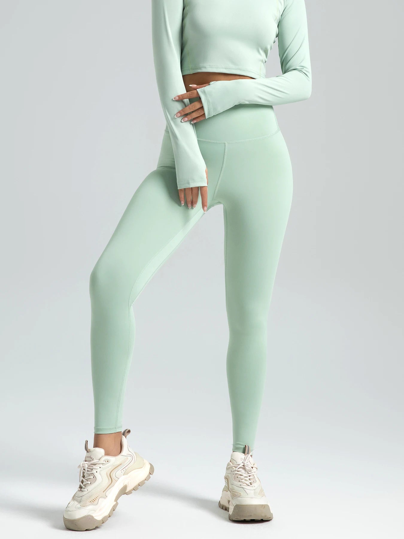Women's Solid High Waist Sports Leggings – Breathable & Quick-Dry Yoga & Running Pants