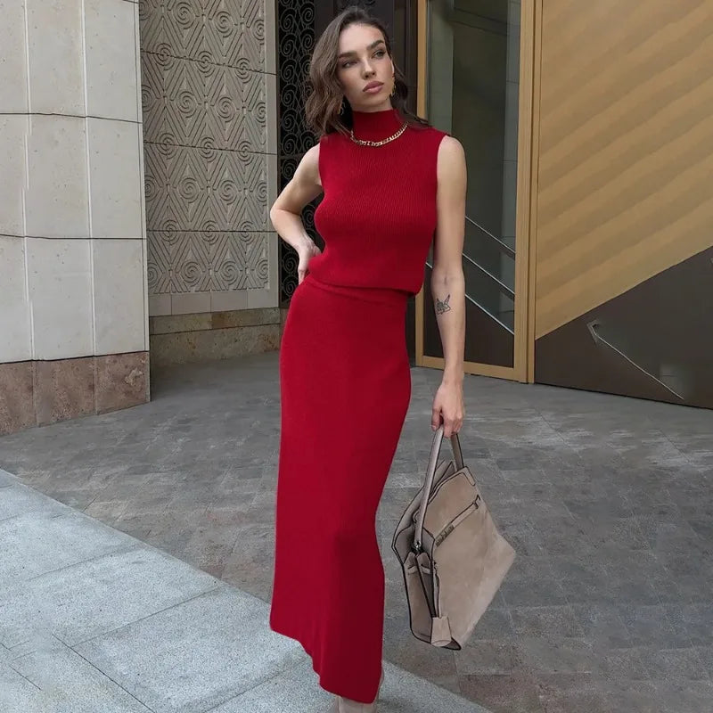 Ivory Verse – Knitted Two-Piece Turtleneck Skirt Set