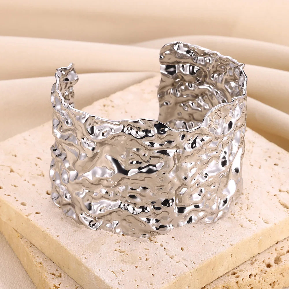 Eternal Radiance – Vintage Irregular Open Cuff Bracelet