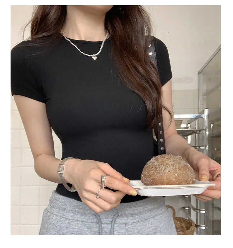 Basic Solid Crop Top Short Sleeve Crewneck Skinny T-shirt: A Whisper of Summer Elegance