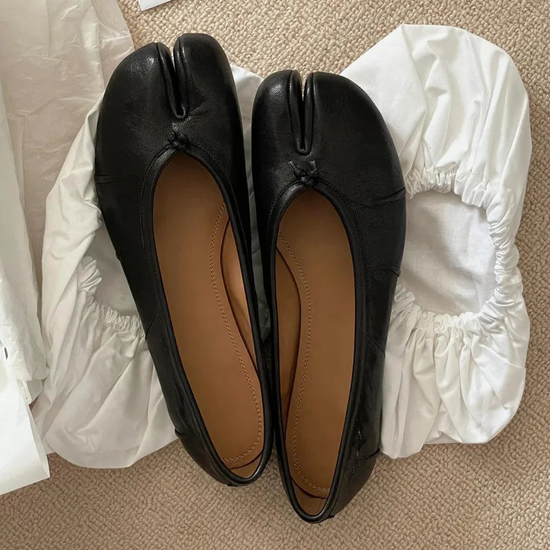 Tabi Ballet Flats – Soft Leather Split Toe Loafers