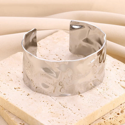 Eternal Radiance – Vintage Irregular Open Cuff Bracelet