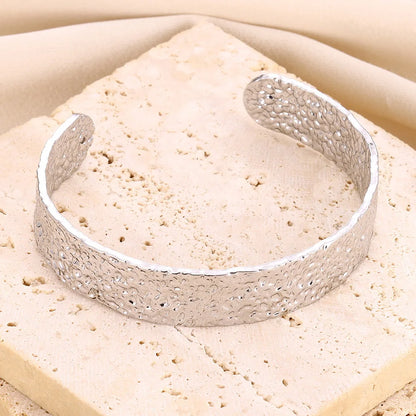 Eternal Radiance – Vintage Irregular Open Cuff Bracelet