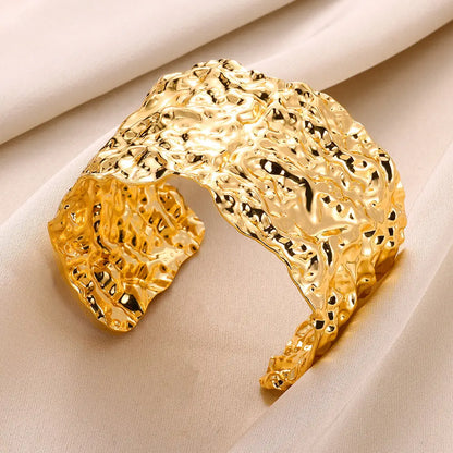 Eternal Radiance – Vintage Irregular Open Cuff Bracelet