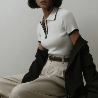 Ivory Lines – Contrast Lapel Knitted Pullover