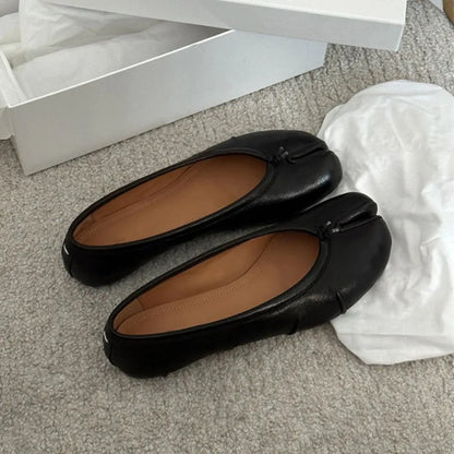 Tabi Ballet Flats – Soft Leather Split Toe Loafers