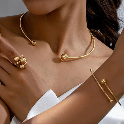 Modern Muse – Effortless Elegance in Every Curve