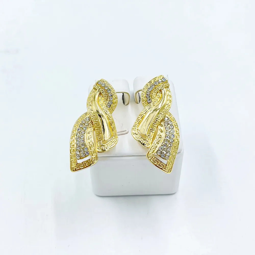 Golden Aura – Gold Color Drop Earrings, Necklace & Bracelet Set