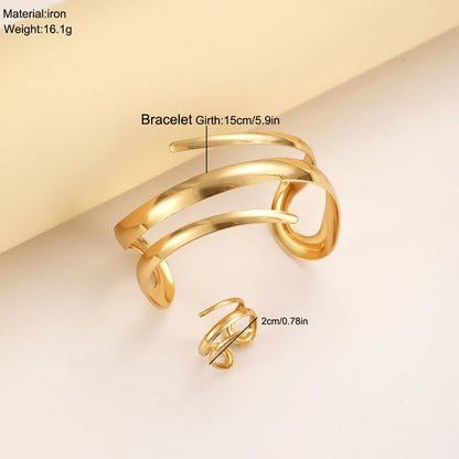 The Aurelia Set-Bold, Gleaming, Unforgettable